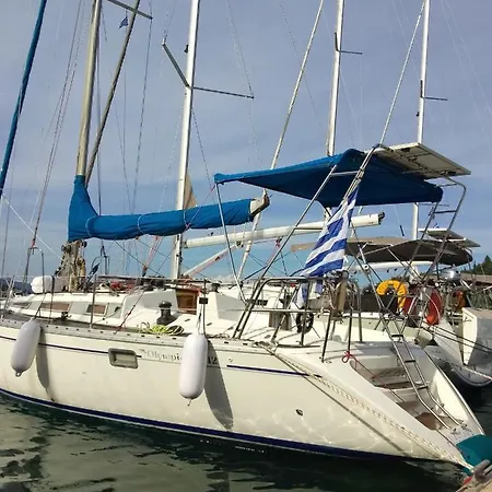 αναστασία Hotel en barco Nydri (Lefkada)